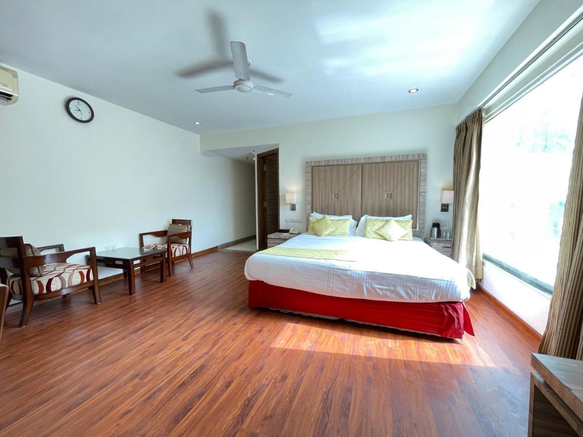 Hotel Surasena Regal Vista Agra Agra  Exteriér fotografie